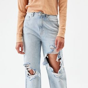 PacSun Light ‘90s Boyfriend Jeans